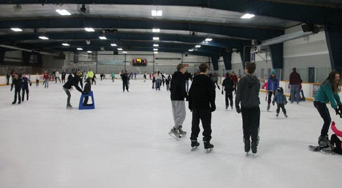 Câu lạc bộ trượt băng Sub – Zero
