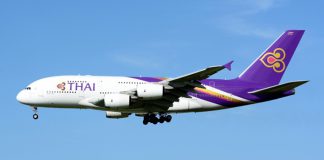 Thuế và phí vé máy bay Thai Airways bao nhiêu tiền?