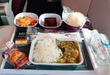 Suất ăn trên chuyến bay Thai Airways