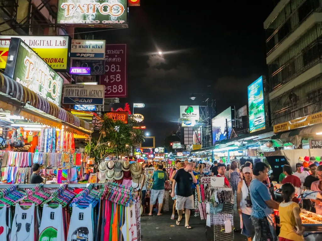 Chợ đêm Chatuchak, Bangkok