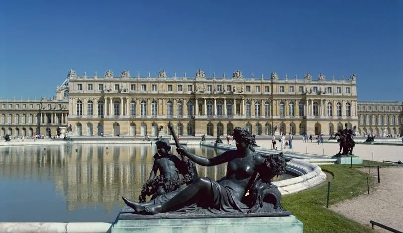 Lịch sử cung điện Versailles