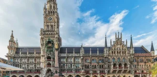 Quảng trường Marienplatz